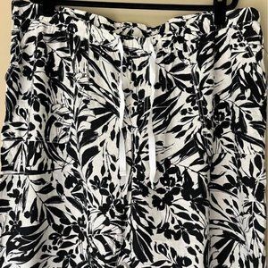 Gloria Vanderbilt Women's 2X Capri/Crop Pants NWT